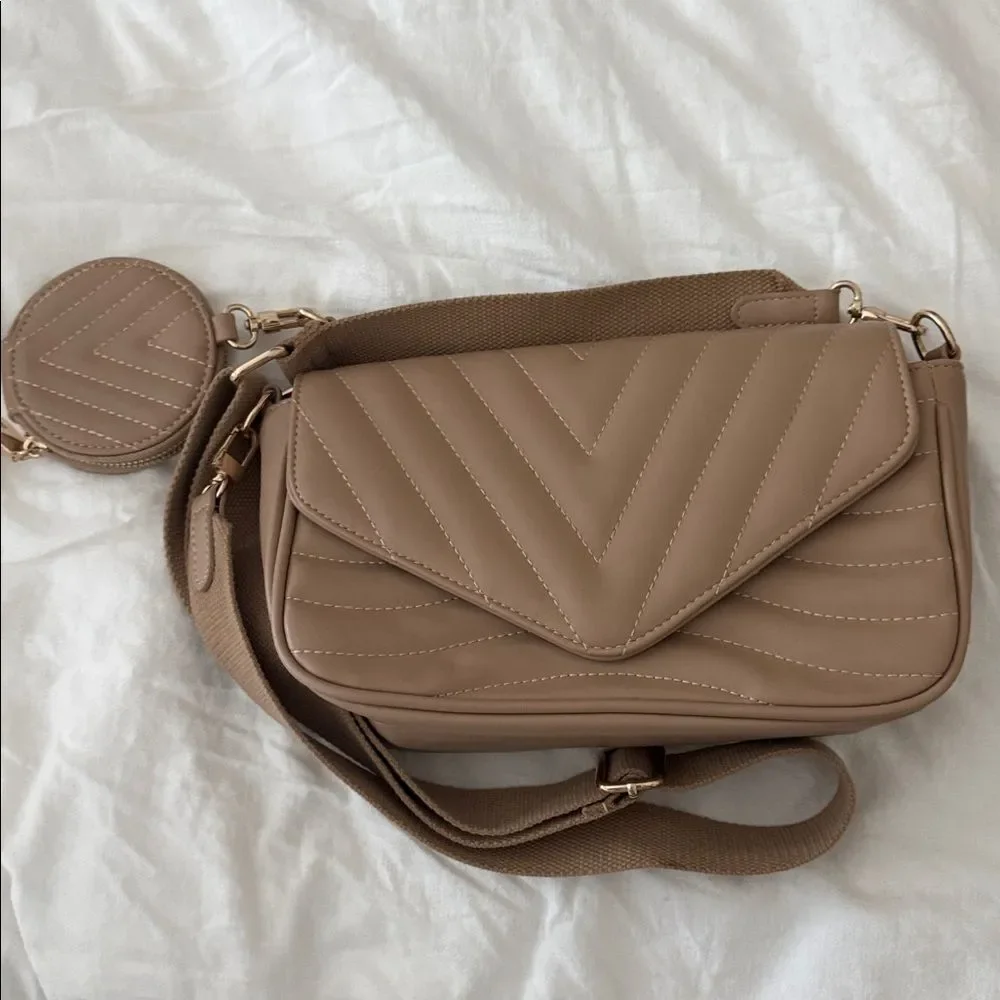 Ant Expedition Beige Quilted Cross with Coin Purse - Chain not Included